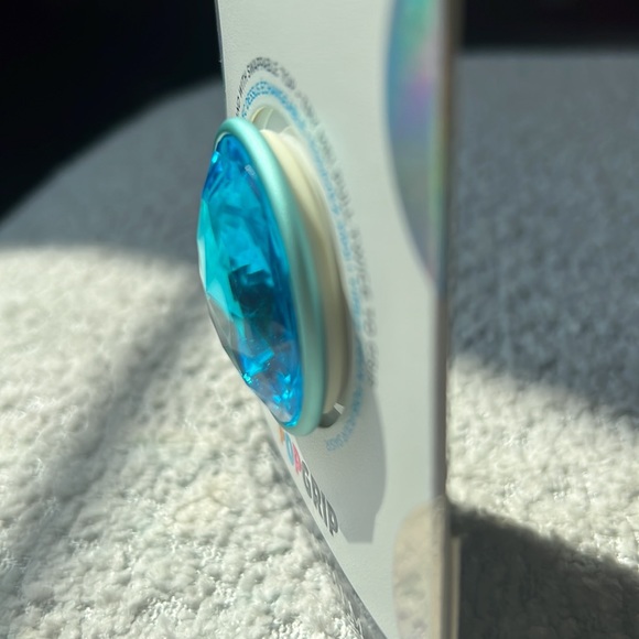 PopSocket 🩵 - Picture 4 of 5